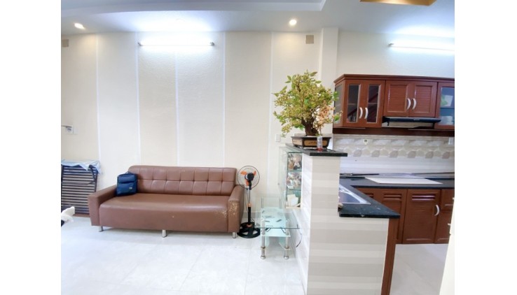 Bán Nhà kế HXH Chu Văn An 3.5x10, 4 Tầng 3PN Chỉ Nhỉnh 5 Tỉ